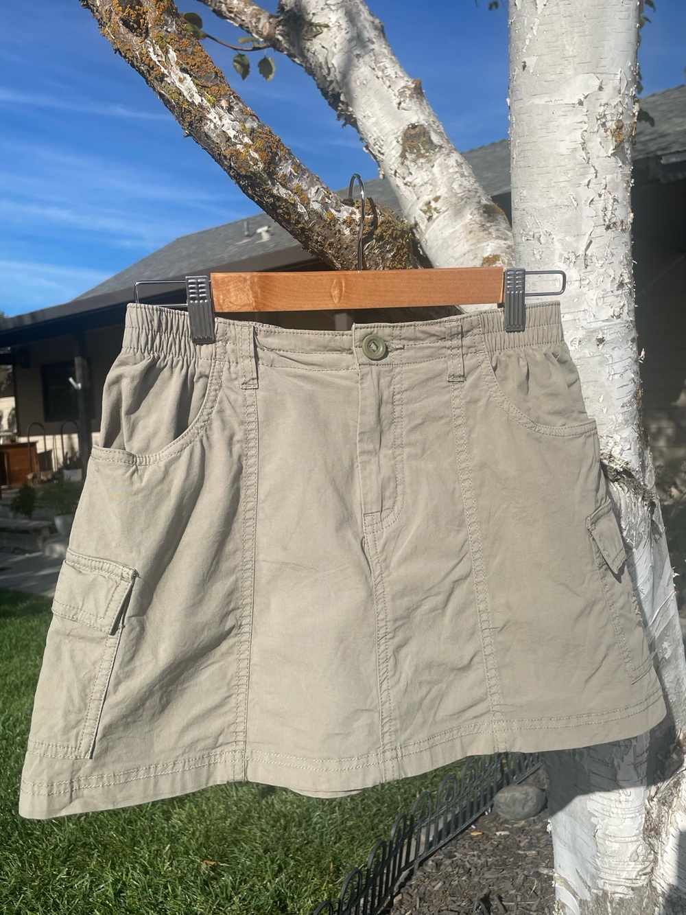 New Rip Curl Khaki Tan Mini Cargo Skirt Outdoor